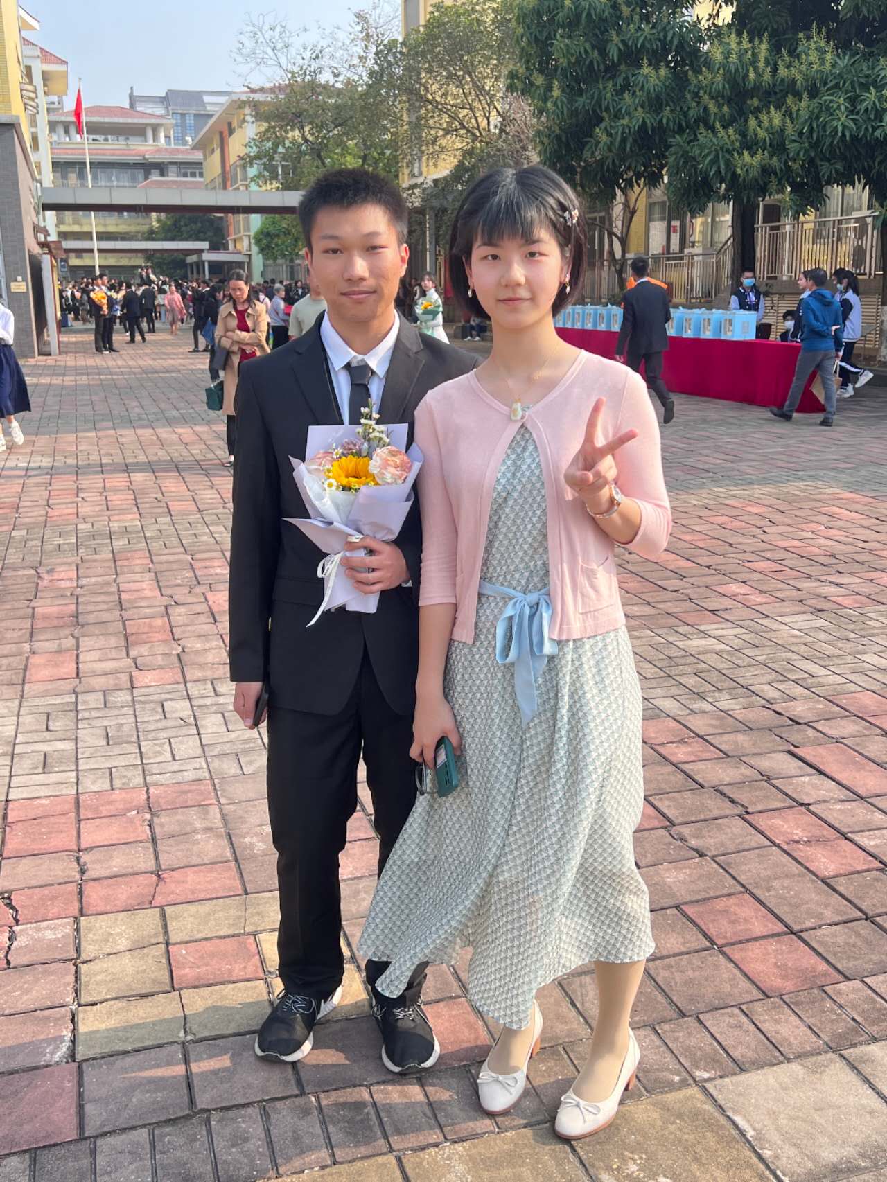 哈哈,这张图显得我特别呆,不是吗